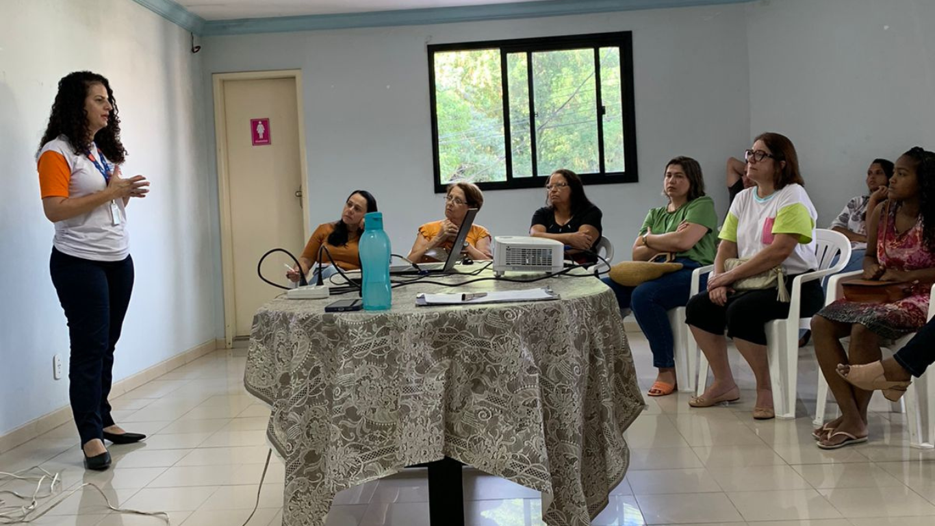 Sala do Empreendedor oferece palestra para quem deseja se tornar MEI