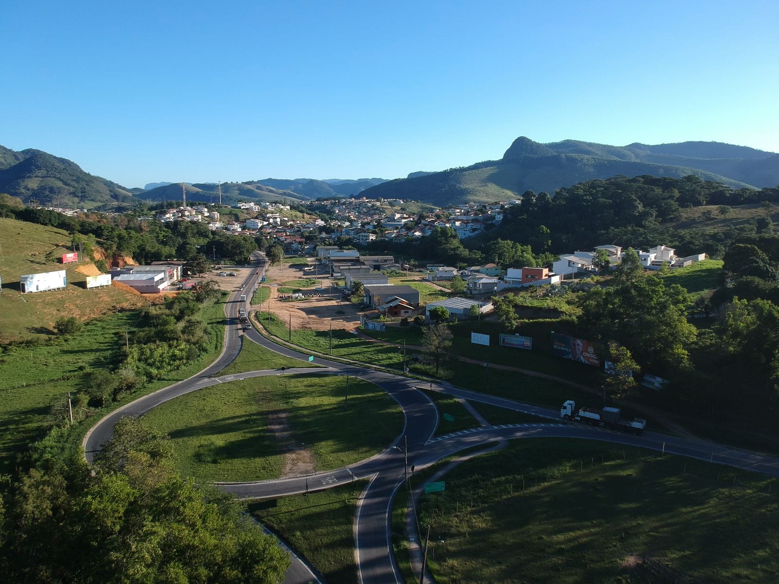 Imagem da notícia: Prefeitura de João Neiva assina decreto que isenta IPTU de pessoas com comorbidades